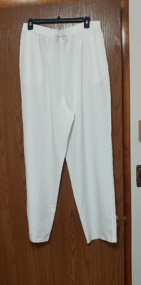 Silky white pants (szXL) - Picture 1 of 3